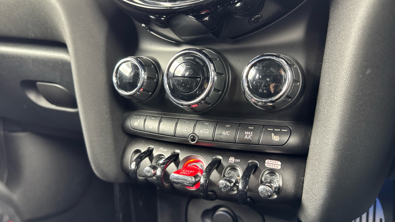 MINI Hatchback 1.5 Cooper Sport 3dr Petrol Hatchback